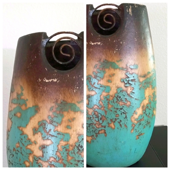 Mexican Rustic Distressed Vase - Picture 3 of 13